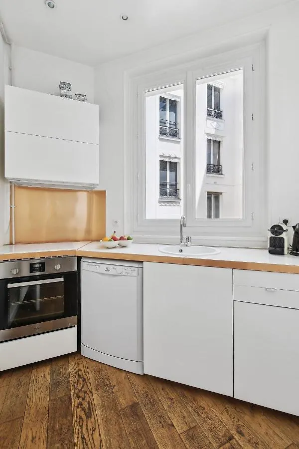 Saint-Martin & Marais - City Apartment Paris