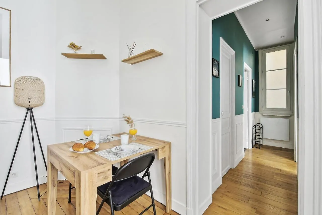 Saint-Martin & Marais - City Apartment Paříž